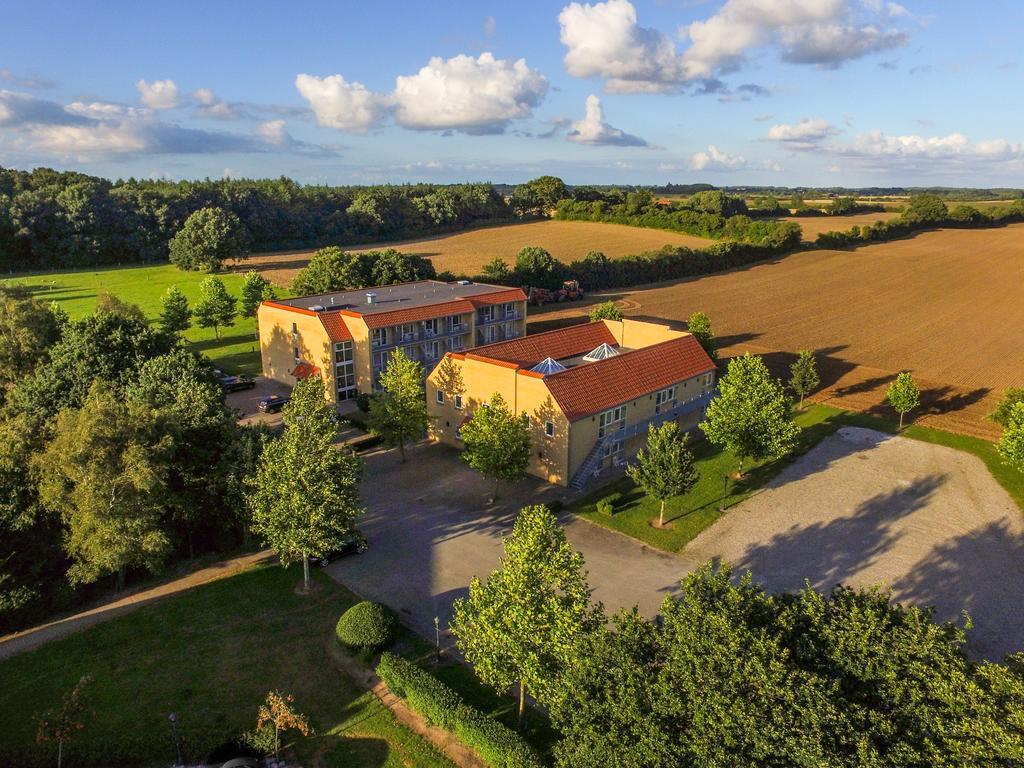 Fjelsted Skov Hotel & Konference Ejby  Zewnętrze zdjęcie